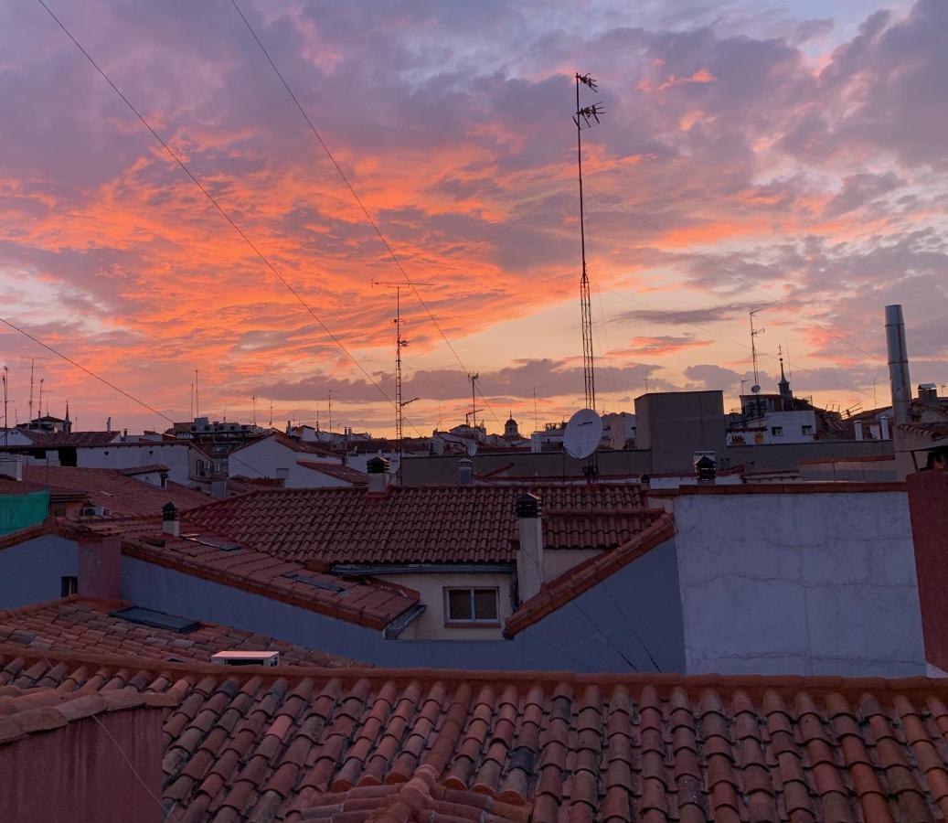דירות Precioso Atico Con Terraza En El Centro De Madrid Amazing Penthouse In Madrid Center מראה חיצוני תמונה