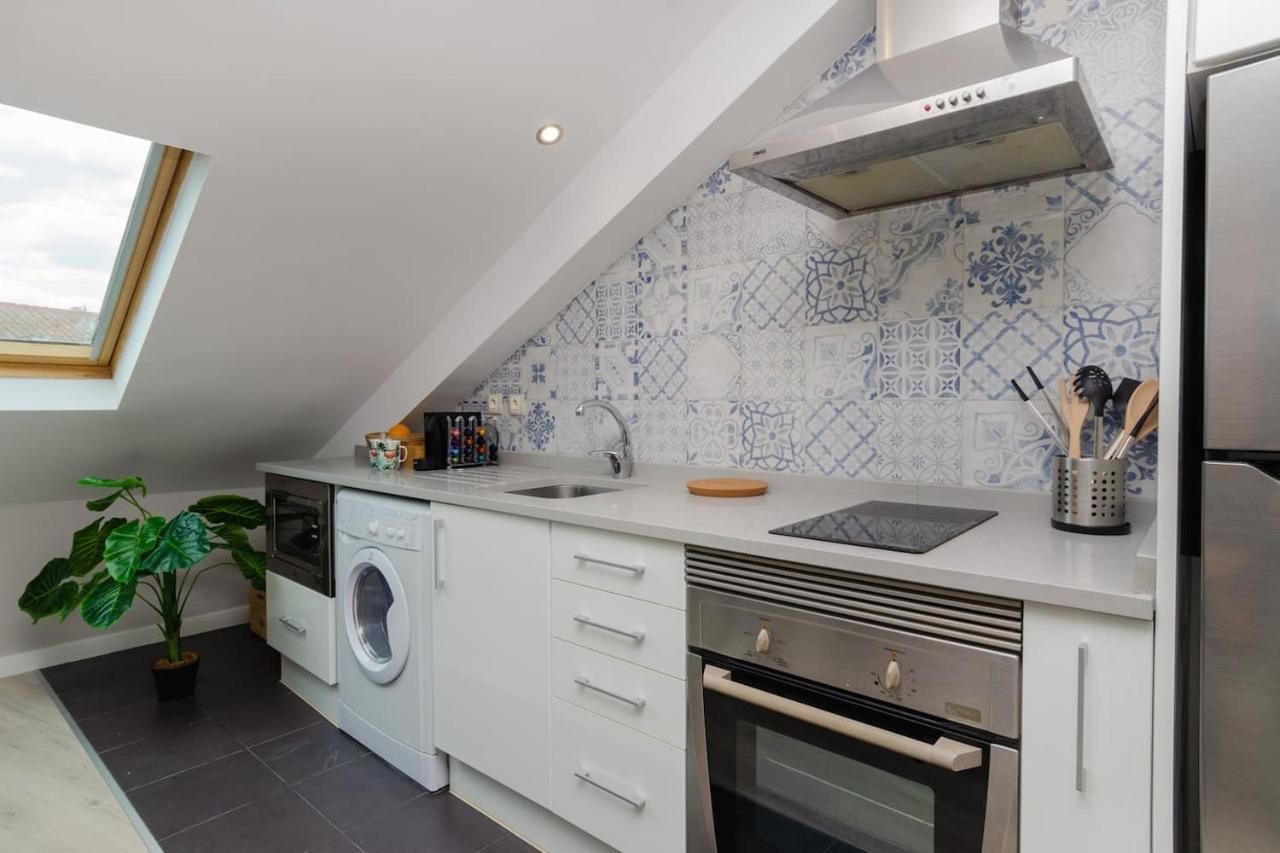 דירות Precioso Atico Con Terraza En El Centro De Madrid Amazing Penthouse In Madrid Center מראה חיצוני תמונה