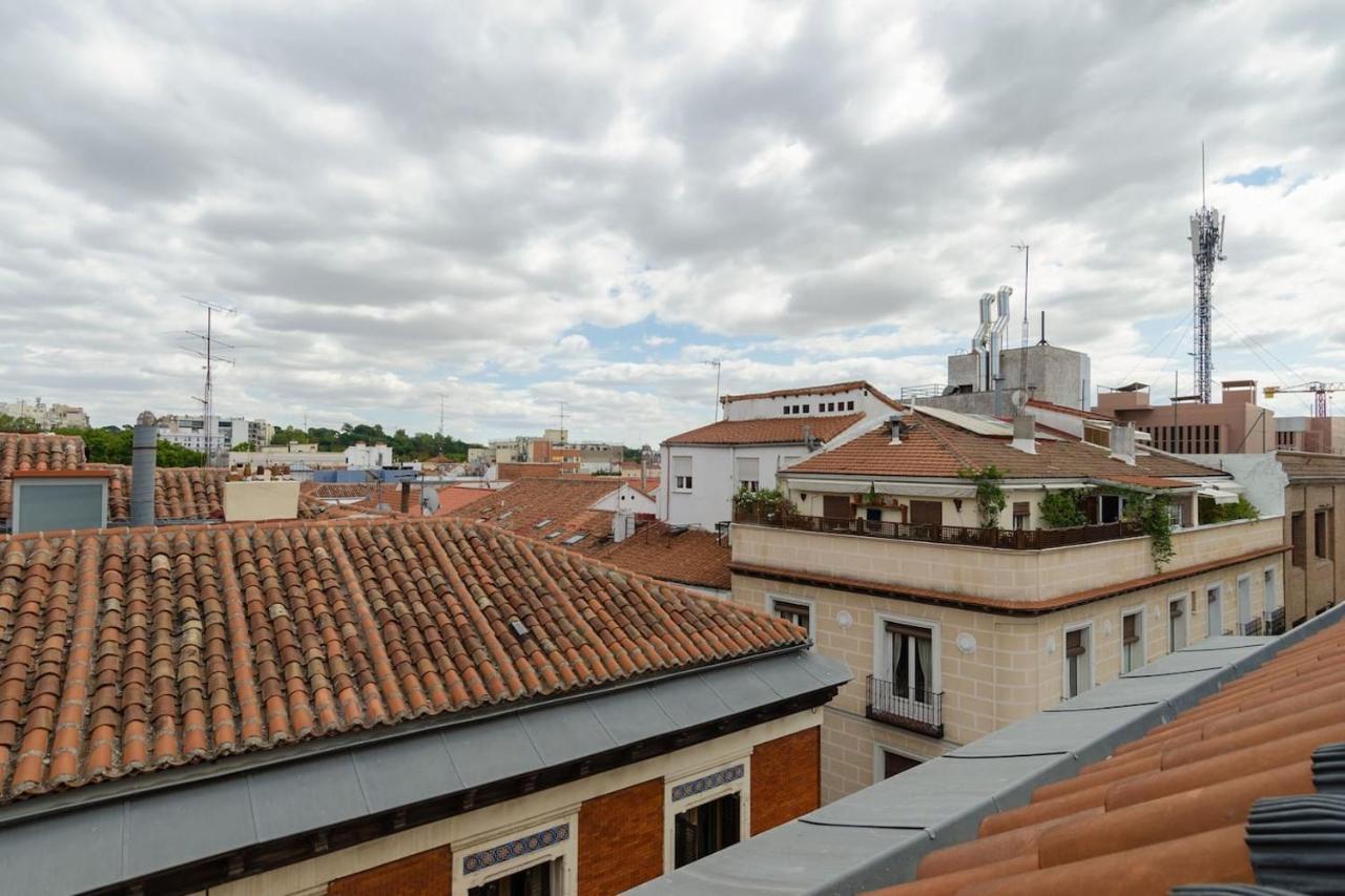 דירות Precioso Atico Con Terraza En El Centro De Madrid Amazing Penthouse In Madrid Center מראה חיצוני תמונה